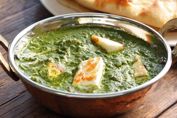 Palak Paneer - Spinat-Curry mit Indischem Frischkäse